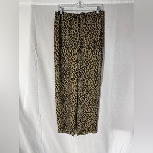 Ralph Lauren Leopard Print 100% Silk pull on  Pants Size Medium